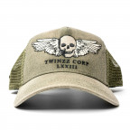 Zielona czapka TWINZZ Winged Skull Trucker